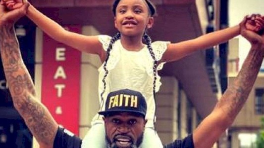 El conmovedor mensaje de la hija de George Floyd: "Mi papi cambió el mundo"