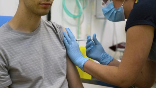 Vacuna de Oxford: "En septiembre deberíamos saber si es efectiva"