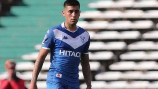 Denuncia por violencia de género y restricción perimetral para jugador de Vélez