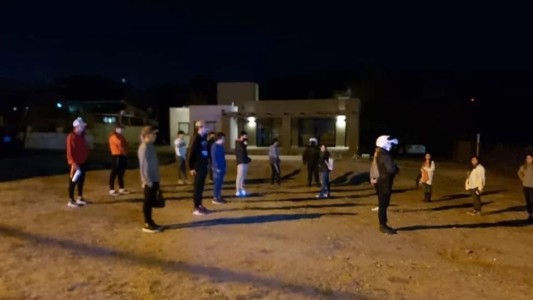 San Luis: 25 demorados por festejar un cumpleaños en una casa