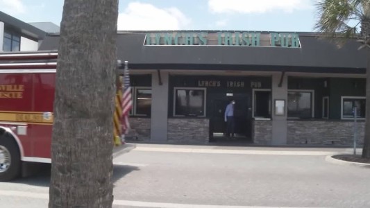 Al menos 16 amigos tienen coronavirus tras una noche en un bar de Estados Unidos