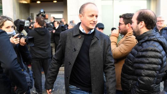 Le hicieron la transfusión de plasma a Insaurralde: sigue internado