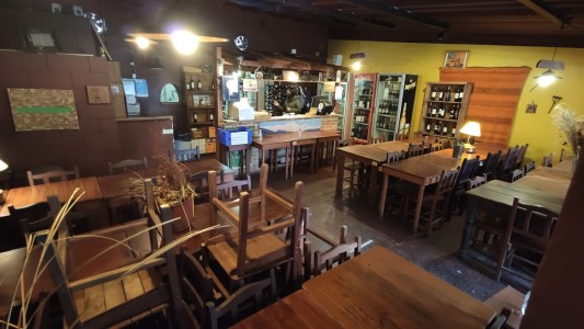 El gastronómico que lucha junto a su hijo para no cerrar su restaurante