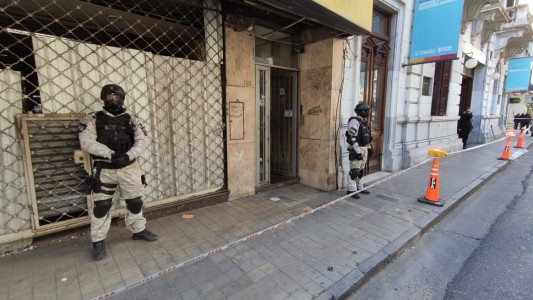 Violaban la cuarentena en un hostel céntrico, ahora la cumplen aislados en el mismo lugar