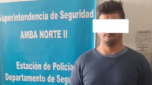 Atropelló a mellizas de 13 años, mató a una de ellas, huyó y fue a un taller clandestino