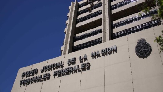 Con protocolo sanitario y sin feria judicial, desde el lunes reabren los Tribunales Federales
