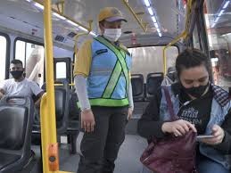 Zonas con cuarentena estricta: El Gobierno publica la lista de los 37 servicios esenciales y actividades exceptuadas