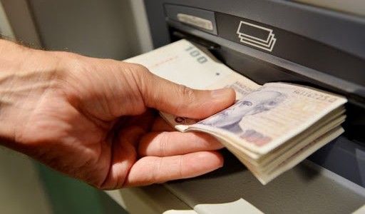 Pidieron cajeros en la cárcel para que los presos cobraran el IFE