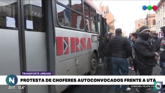 Choferes autoconvocados protestaron por mala liquidación de sueldos