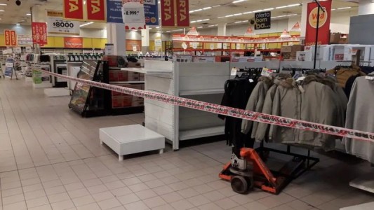 Prohibición de venta de productos no esenciales en supermercados: reclaman que se extienda a todo el país