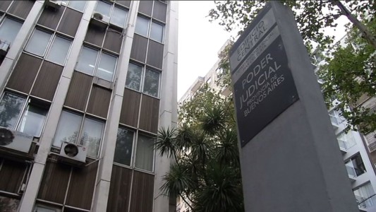 Se complica la situación del cordobés contagiado que ingresó a Mar del Plata con documentos falsos