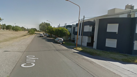 Se salvó de un robo porque vio por cámara a los ladrones y avisó a la policía