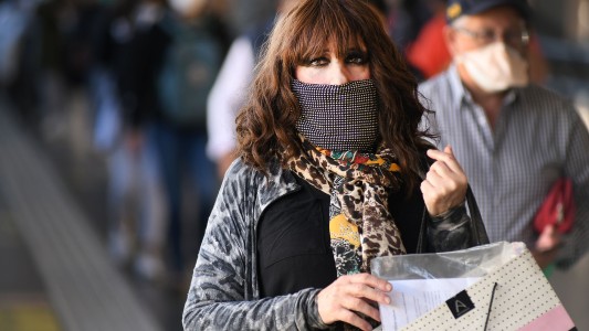 Más de 200 científicos contradicen a la OMS: afirman que el coronavirus se propaga por el aire