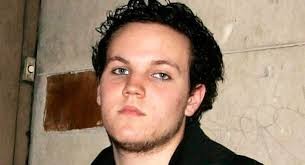 Hallaron muerto al nieto de Elvis Presley