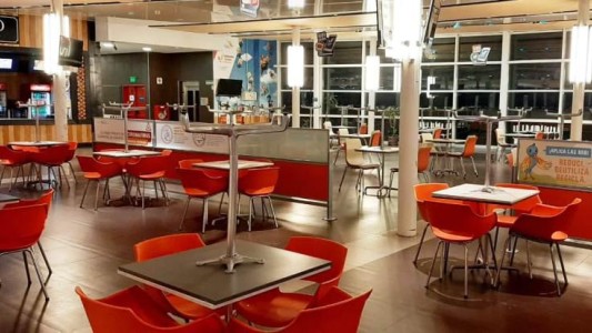 Empresas de software absorben por seis meses a 350 empleados gastronómicos