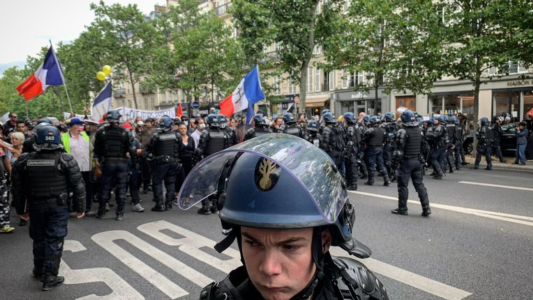 Manifestaciones en el aniversario de la toma de la Bastilla en París