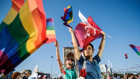 Cancelan una serie en Turquía porque el Gobierno censuró a un personaje gay