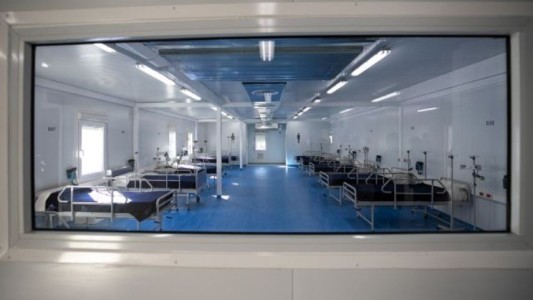 Inauguración “on line”: habilitan el hospital modular San Roque con videoconferencia de Fernández y Schiaretti