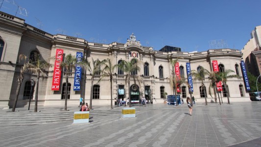 Confirmaron el primer caso de coronavirus en un shopping de la capital