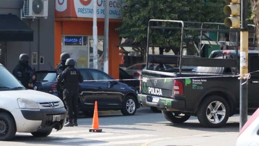 Toma rehenes en una escribanía: El agresor pidió hablar con el gobernador bonaerense