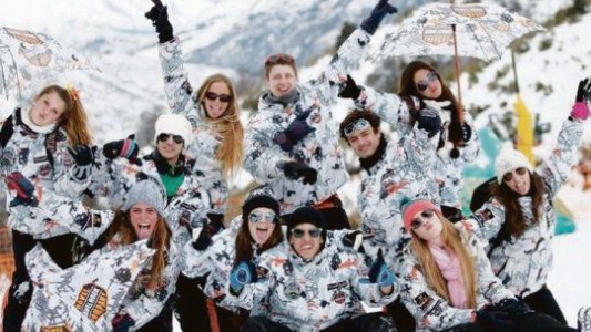 Los viajes de egresados recién volverán en marzo del 2021