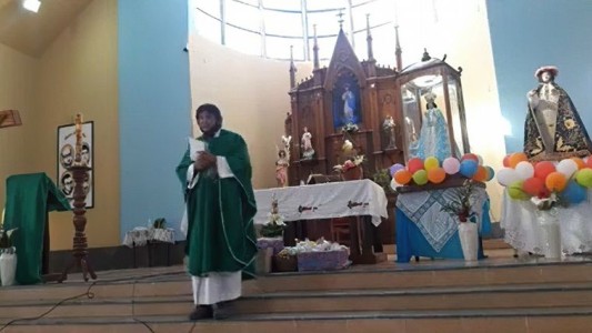 El enojo de un cura en La Rioja: "Los voy a atropellar y voy a pasar"