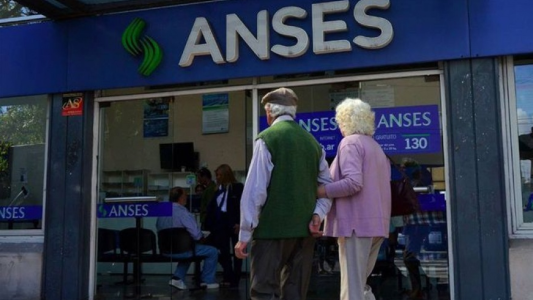 Oficializaron la suba de jubilaciones y asignaciones: los nuevos montos