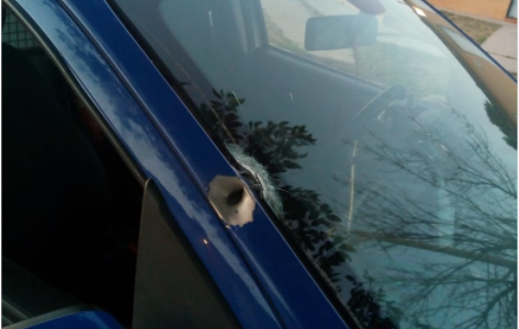 Balearon con cinco tiros a un patrullero al evadir un control: hay tres jóvenes detenidos