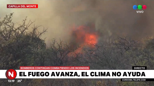 Capilla del Monte: sigue la lucha contra el fuego, bomberos, aviones y vecinos intentan controlarlo