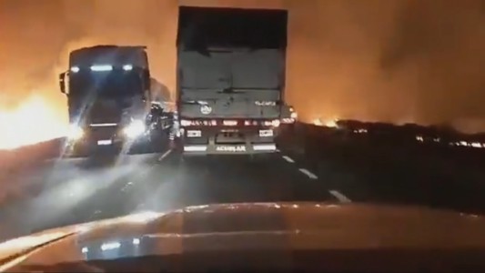 Un paisaje infernal a la vera de una ruta santafesina