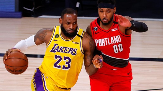 LeBron James cambia de opinión y continuarán los playoffs de NBA