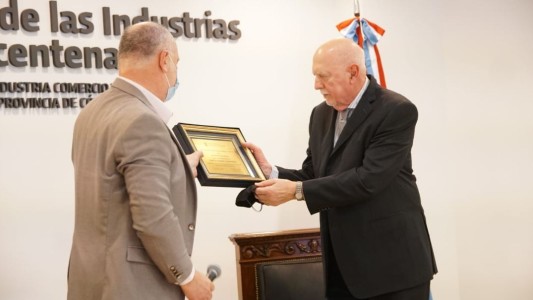 Ricardo Brasca homenajeado por el Ministerio de Industria, Comercio y Minería
