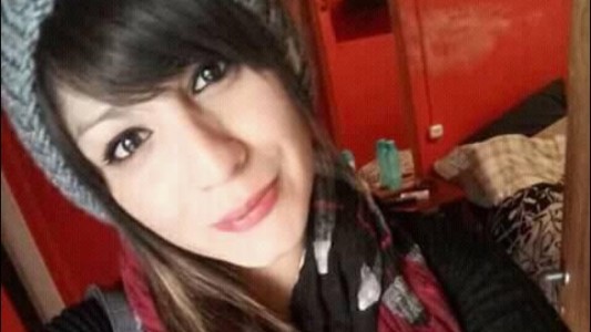 Horror en Ezeiza: le dio 18 puñaladas a su ex mujer delante de sus hijos