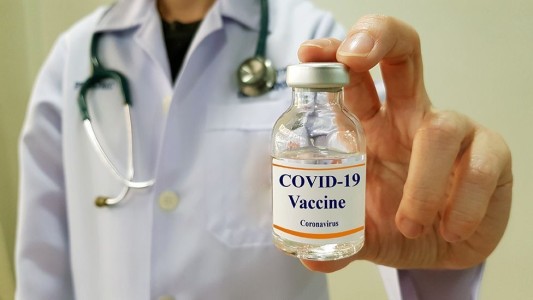 Advierten que la vacuna contra el coronavirus puede "no ser eficaz" en obesos
