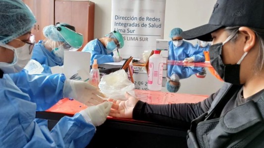 Perú: en 10 minutos se agotaron los 3.000 cupos para probar dos vacunas contra el coronavirus