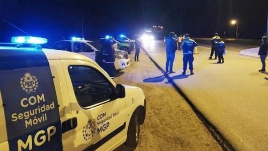 Está embarazada de mellizos y tuvo que dormir en la ruta 2 porque no la dejaron entrar a Mar del Plata