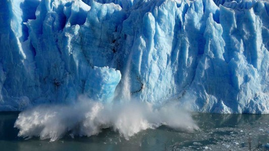 Los satélites de la NASA y una medición que alerta al mundo: los lagos glaciares crecieron un 50% por el deshielo