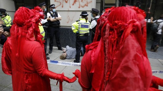Tercer día de protestas por el cambio climático: más de 300 detenidos en Londres