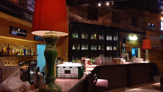 Desde el viernes los salones de fiesta y boliches serán bares