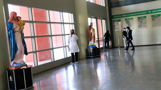 Murió nena de 3 años tras caer a un fuentón de agua hirviendo: no la llevaron al hospital por temor al coronavirus