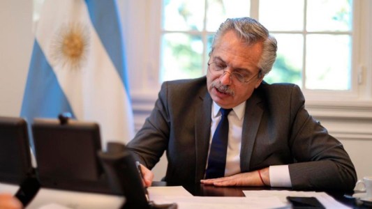 "No son tiempos de reuniones", de Alberto Fernández para un cumpleañero