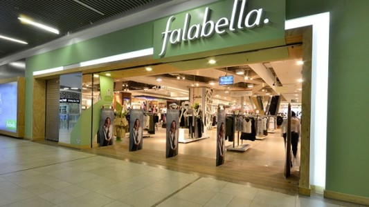 Falabella se quiere ir del país y busca un socio que compre sus locales