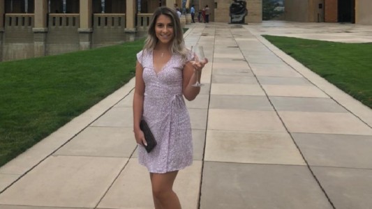 Una mujer denunció que la echaron de su trabajo por vestirse "en forma inapropiada"