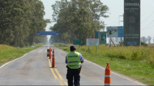 A un paciente cordobés lo trasladaban en ambulancia, no lo dejaron ingresar a La Pampa y falleció