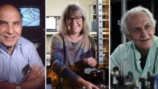 Otorgan el Nobel de Física a tres expertos en "agujeros negros"