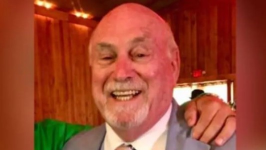 Empujó y mató a un hombre que le recriminó la falta de uso de tapaboca en un bar