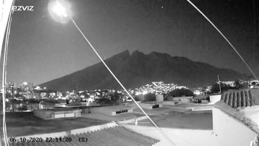 Un meteorito cruzó el norte de México y cayó en una zona deshabitada