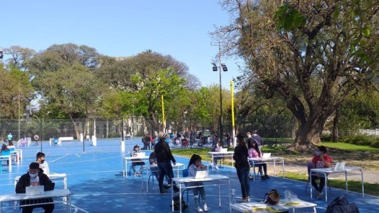 Autorizan vuelta a clases presenciales: dependerá de semáforo epidemiológico