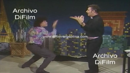 Con un video, la Mona Jiménez despidió a su amigo Hugo Arana