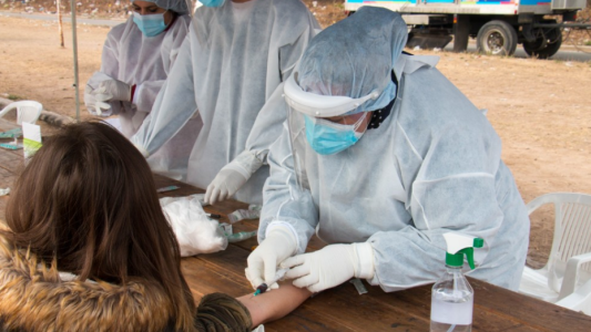 Coronavirus en Córdoba:  1.265 casos nuevos y 32 fallecimientos.